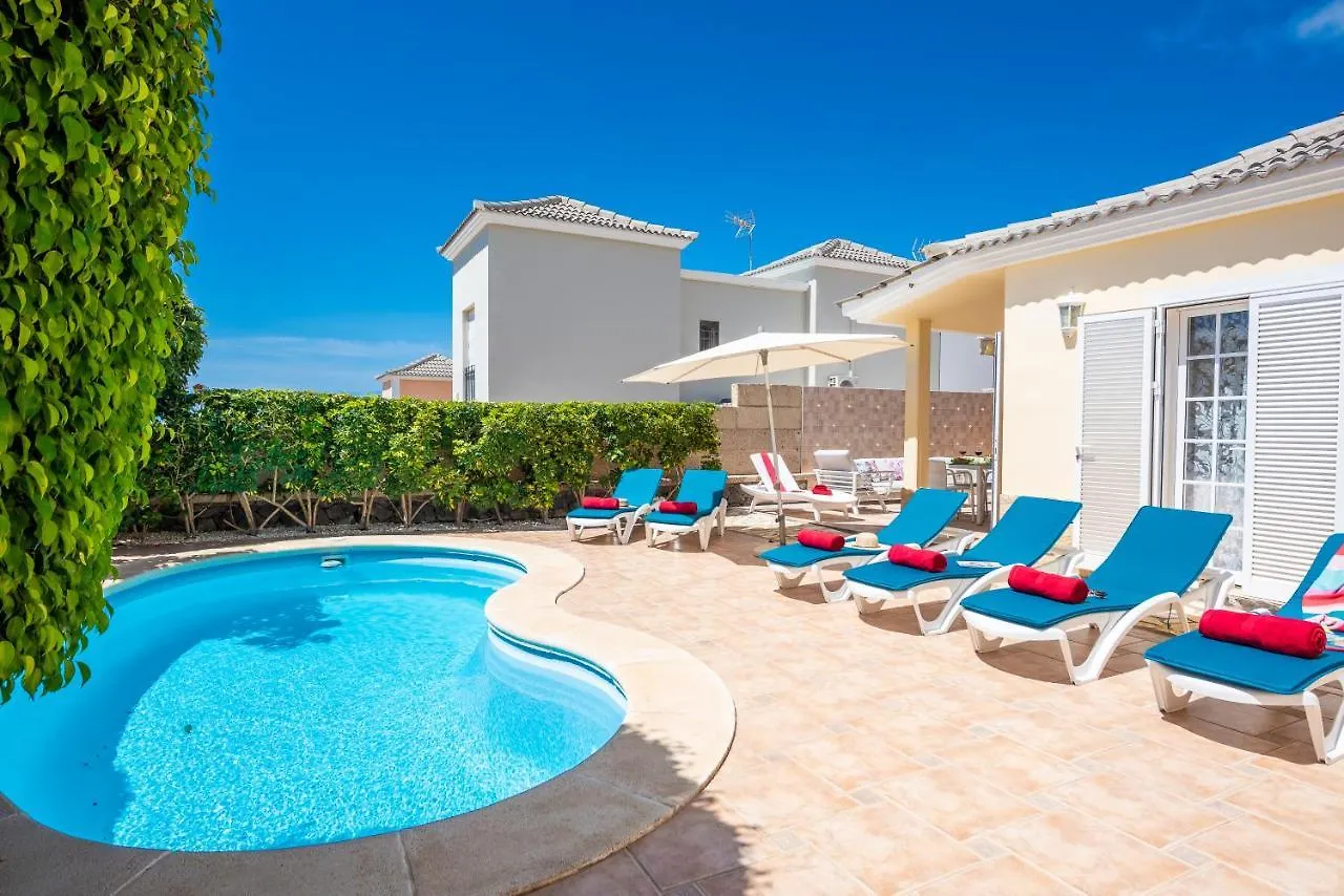 Beautiful Villa Anna With Heated Pool Costa Adeje