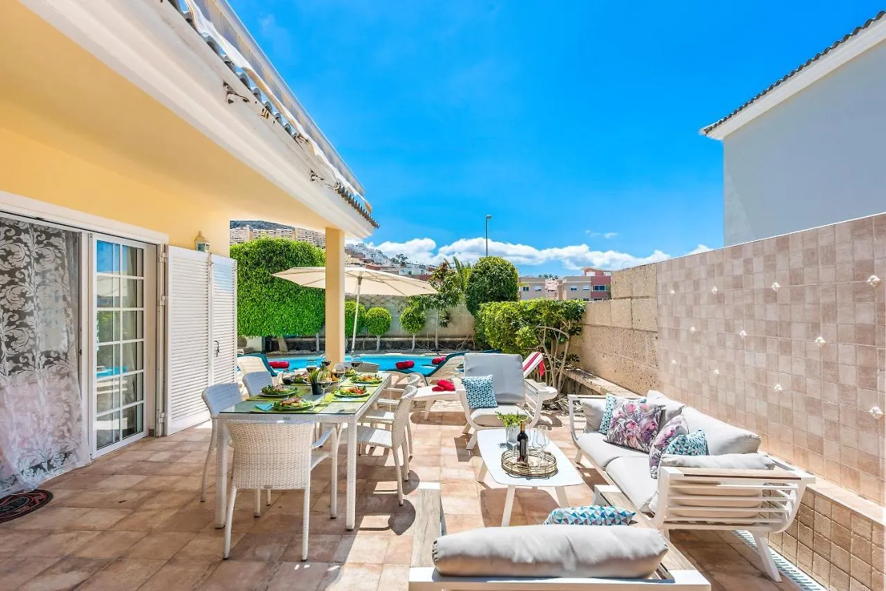 Beautiful Villa Anna With Heated Pool Costa Adeje  0*, Costa Adeje (Tenerife)