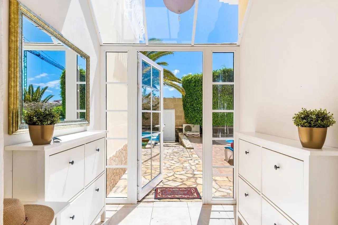Beautiful Villa Anna With Heated Pool Costa Adeje