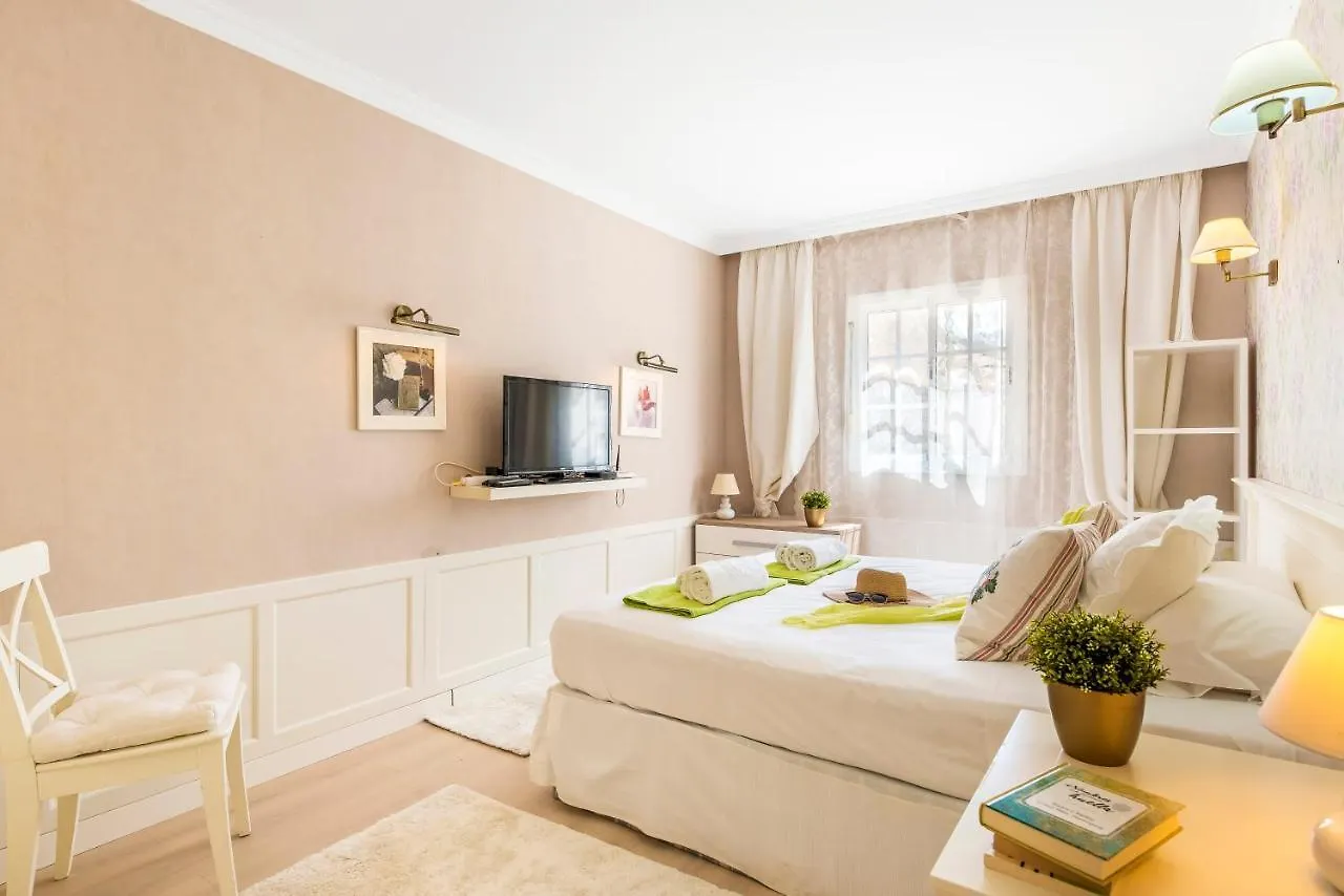 Beautiful Villa Anna With Heated Pool Costa Adeje  Costa Adeje (Tenerife)